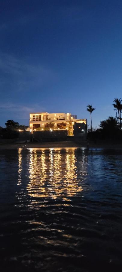 Beachfront Bed & Breakfast سان خوسيه المظهر الخارجي الصورة